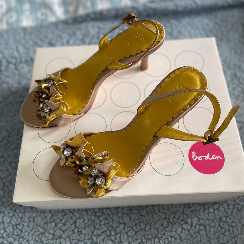 Boden Yellow and Tan Floral Crystal Slingback Heels for Women